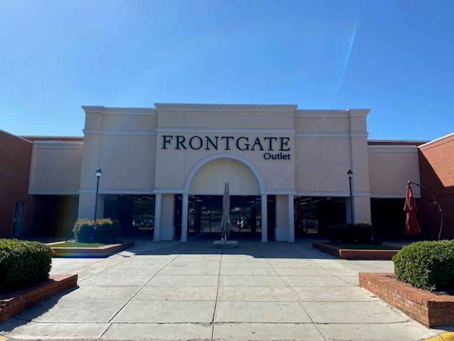 Frontgate Outlet