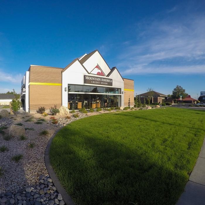 Mountain America Credit Union - Twin Falls: Blue Lakes Boulevard North Branch