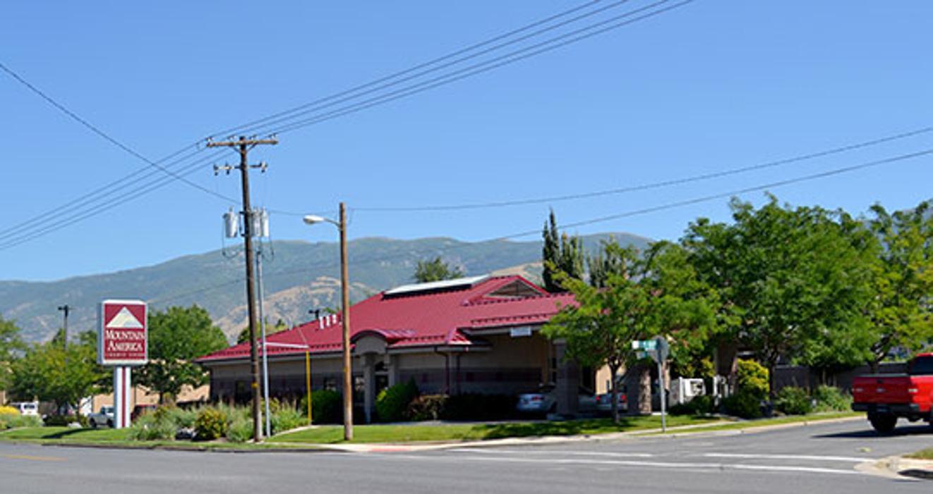 Mountain America Credit Union - Woods Cross: 500 West Branch