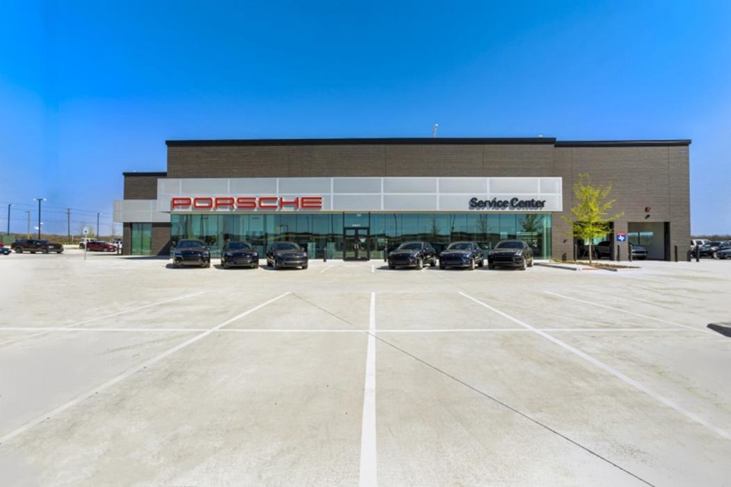 Porsche McKinney Service Center