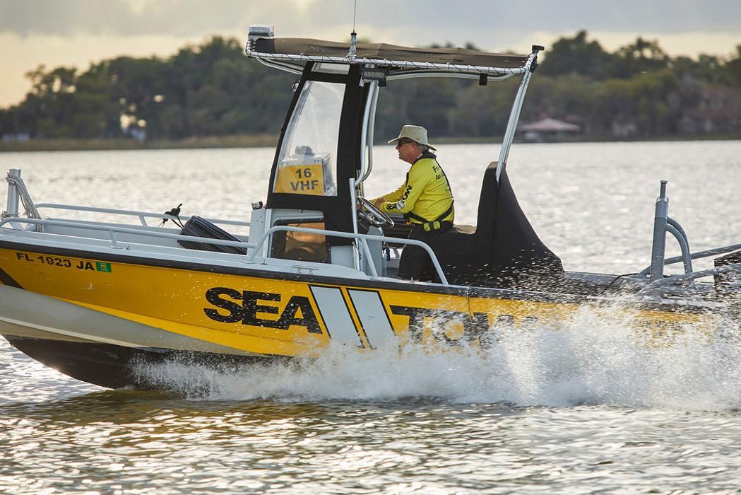 Sea Tow Kerr-Gaston Lake