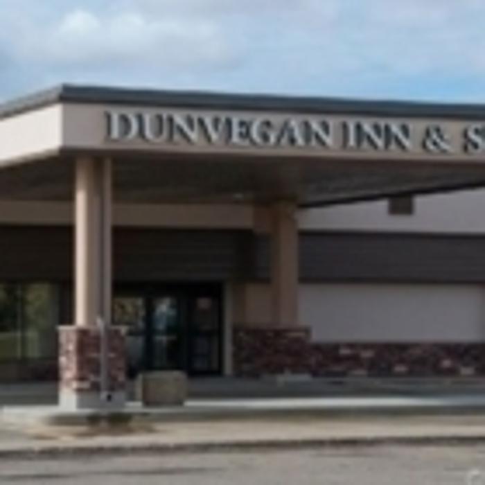 Dunvegan Inn & Suites