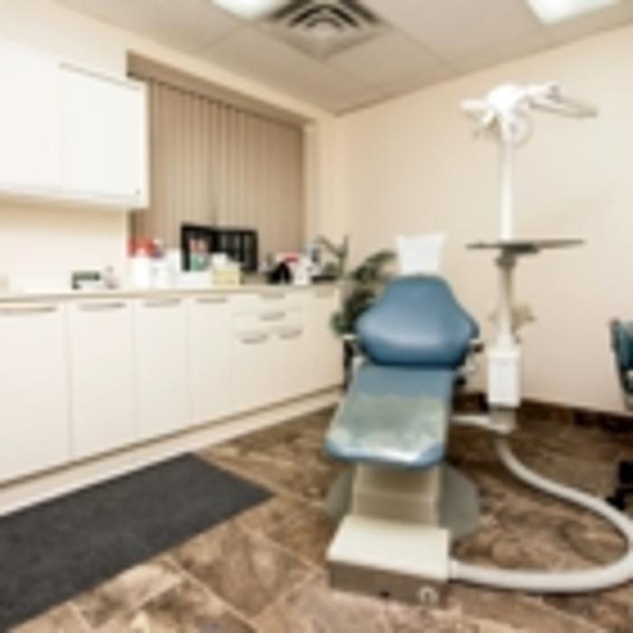 Peter Nikolovski Denture Clinic