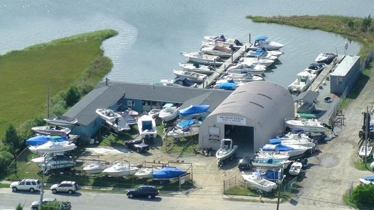 Moriches Boat & Motor