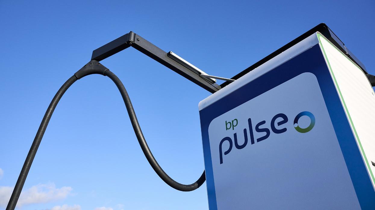 bp pulse Charging Station