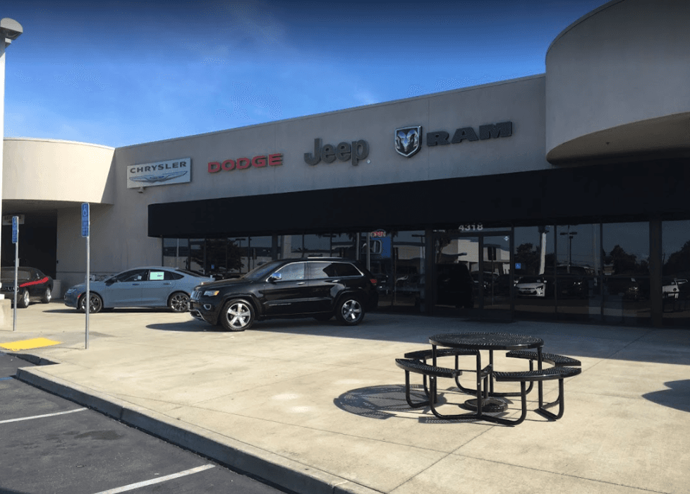 Hanlees Davis Chrysler Dodge Jeep Ram