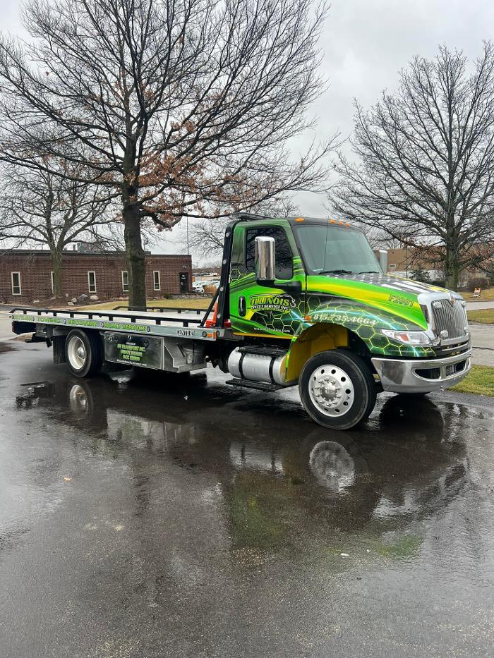 Illinois Fleet Service Towing and Repair