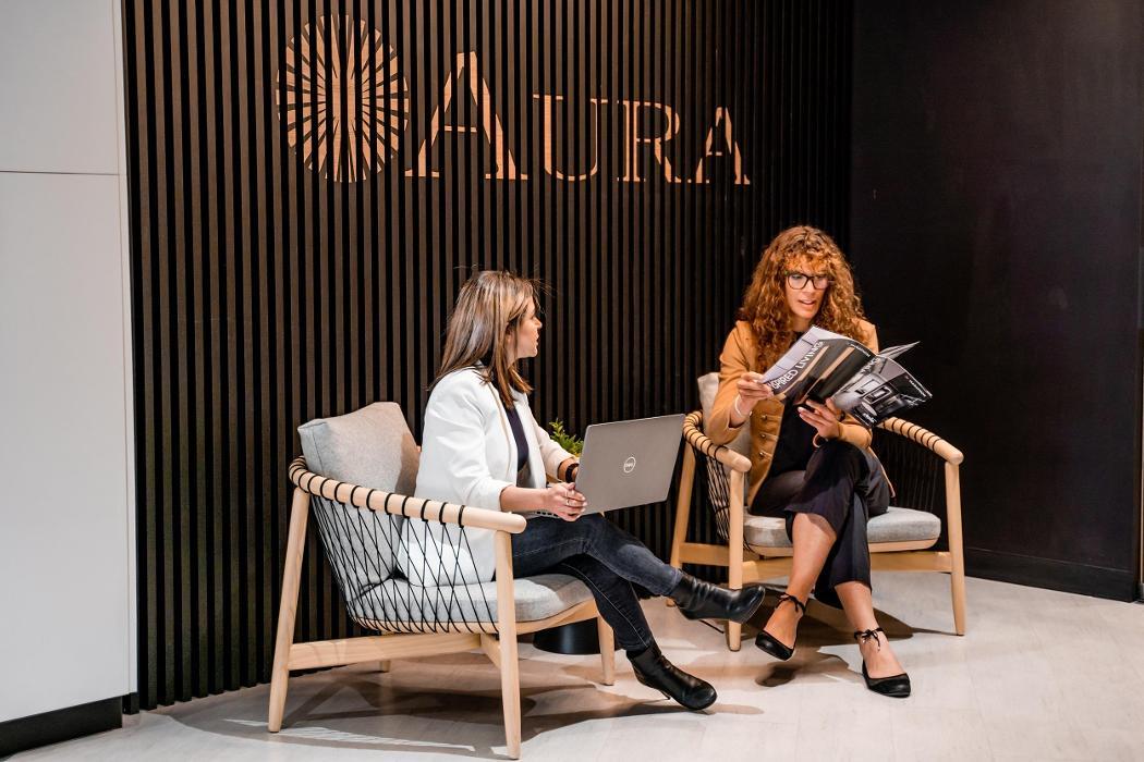 Aura Office Environments